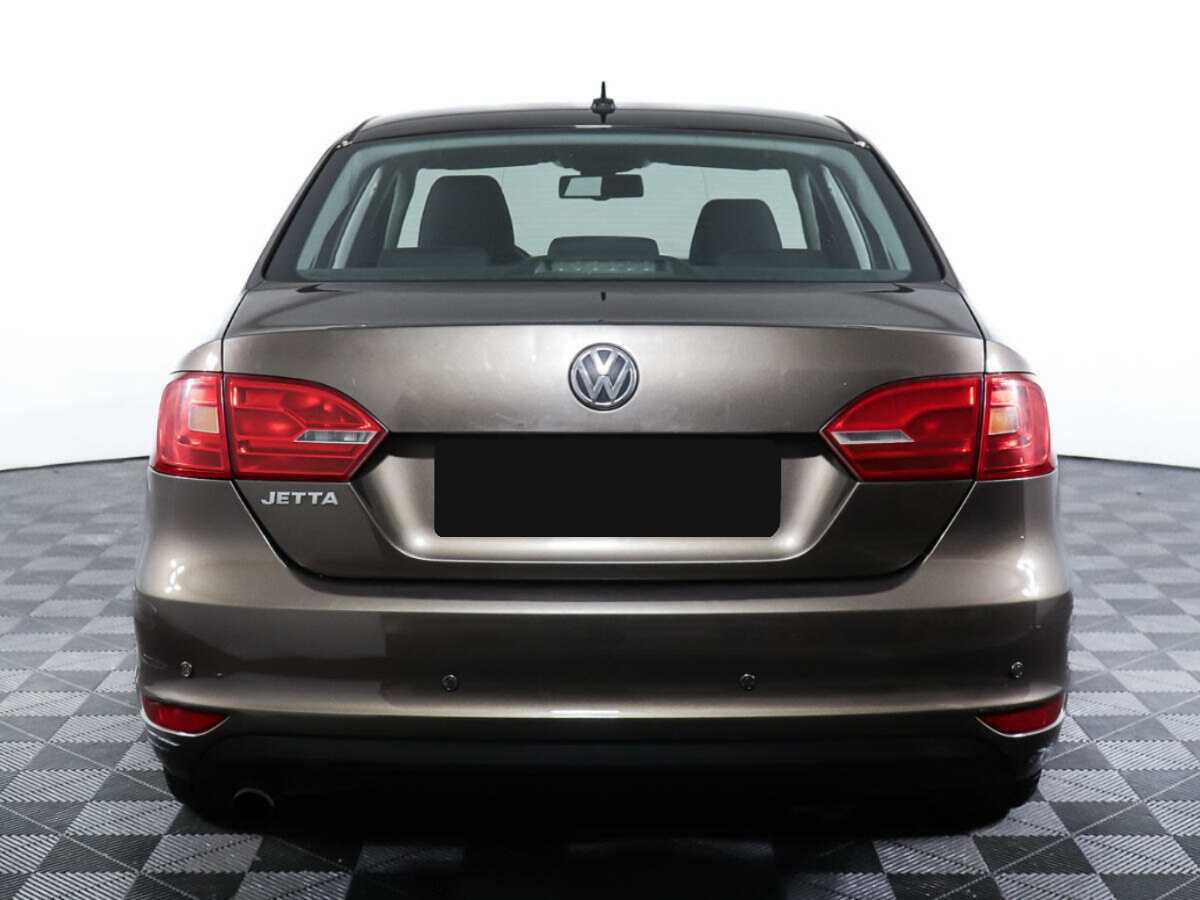 Купить Volkswagen Jetta с пробегом. Фото: #4