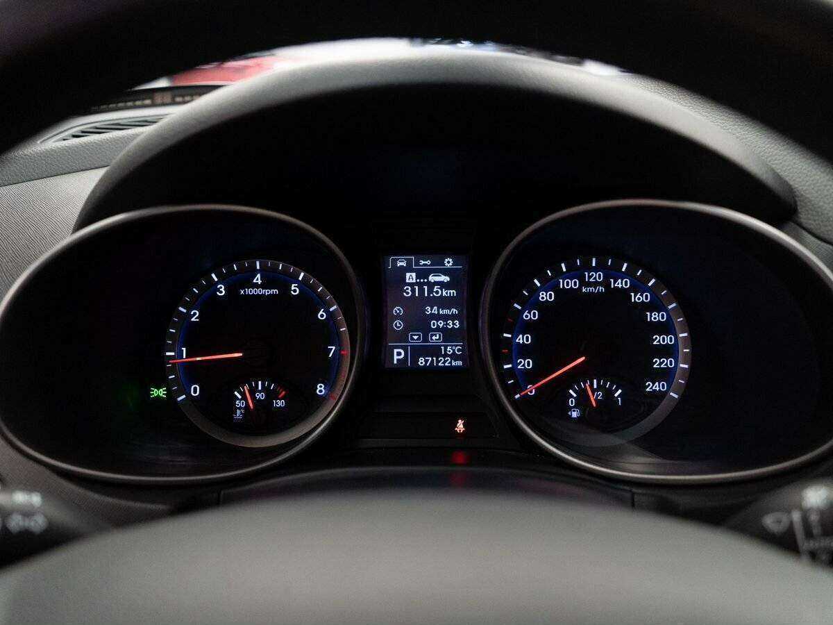 Купить Hyundai Santa Fe с пробегом. Фото: #9