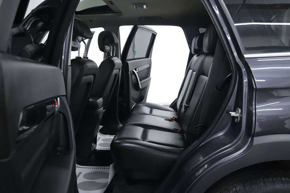 Купить Chevrolet Captiva с пробегом. Фото: #18
