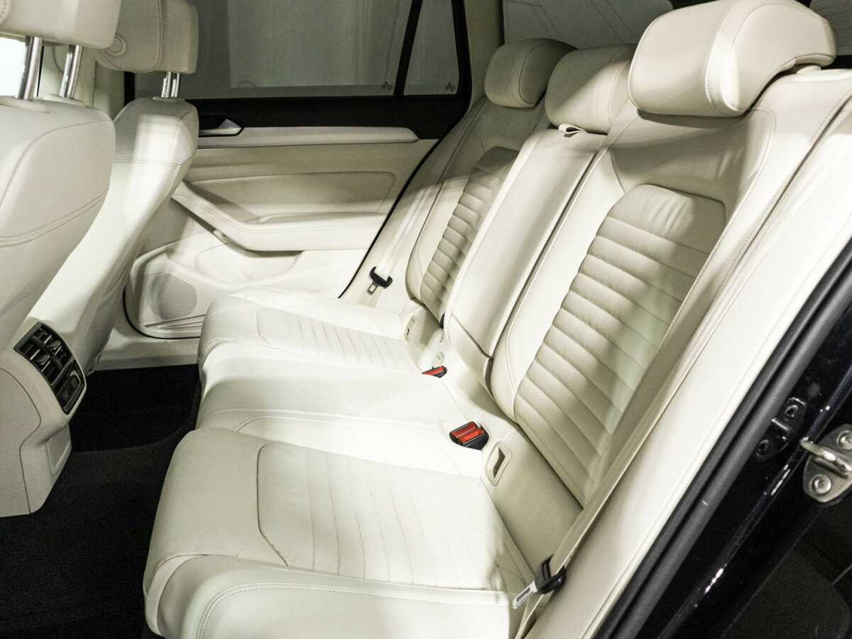 Купить Volkswagen Passat с пробегом. Фото: #9