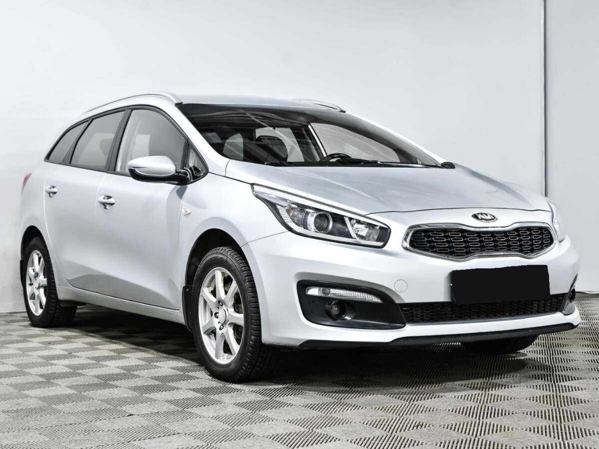 Купить Kia Ceed с пробегом. Фото: #2