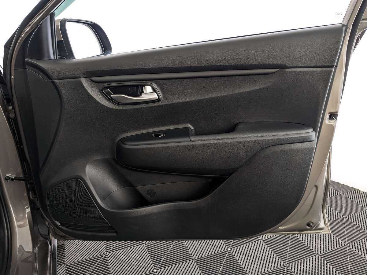 Купить Kia Rio с пробегом. Фото: #20