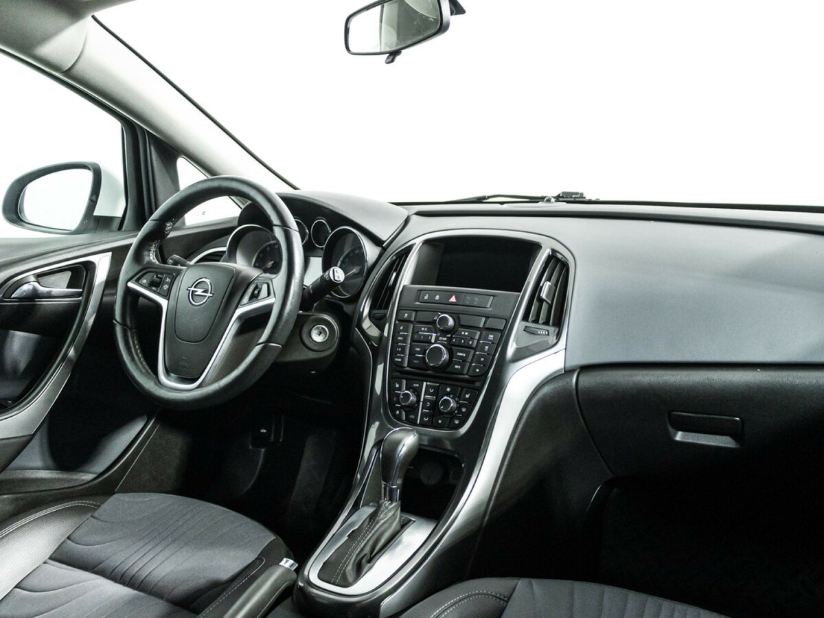 Купить Opel Astra с пробегом. Фото: #8