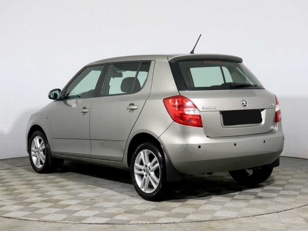 Купить Skoda Fabia с пробегом. Фото: #5