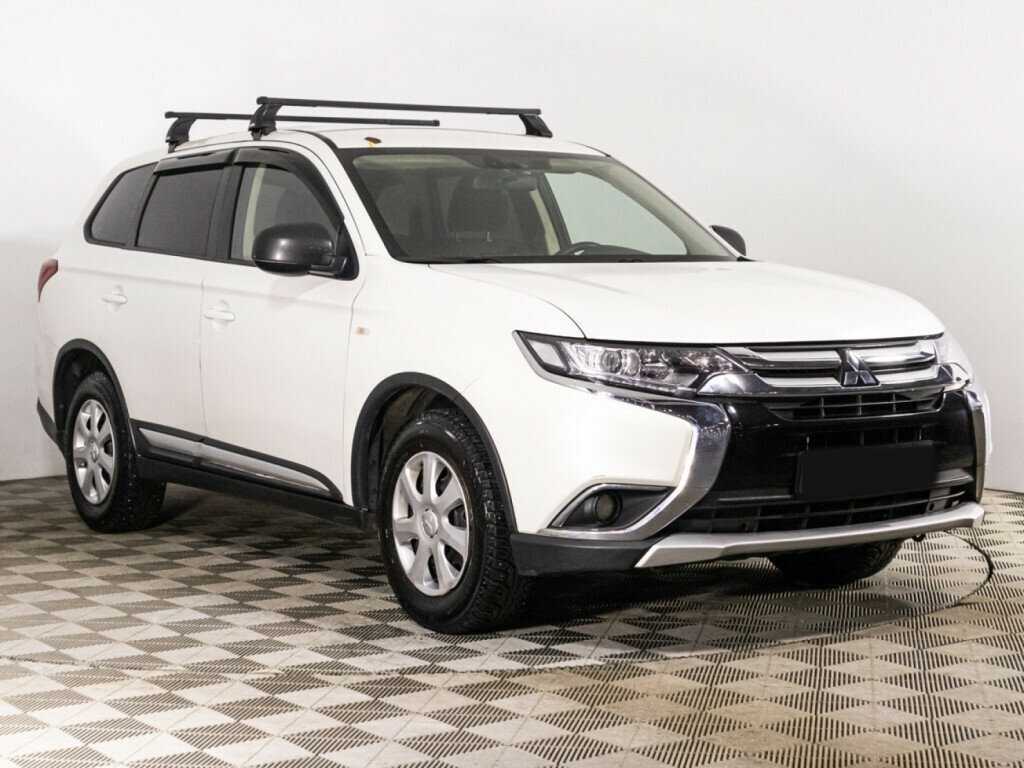 Купить Mitsubishi Outlander с пробегом. Фото: #2