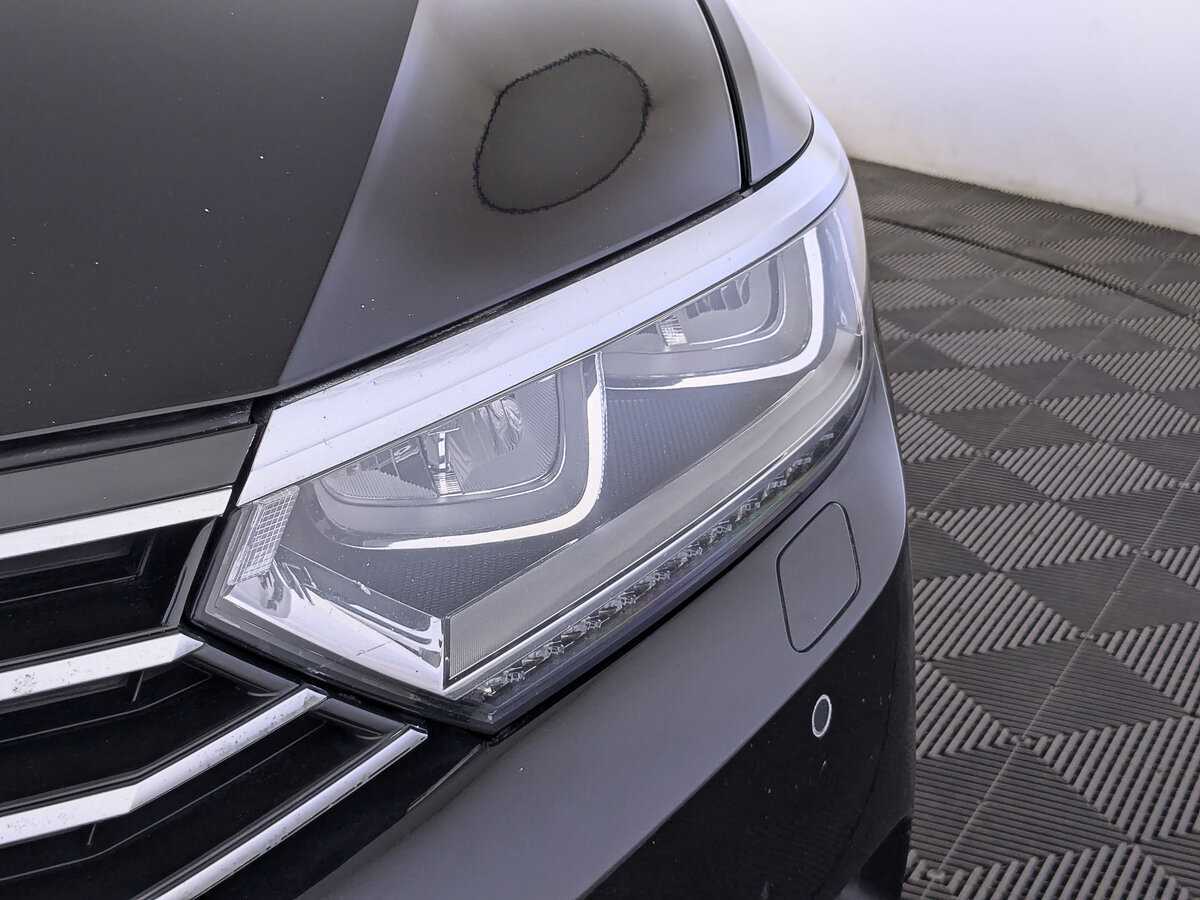 Купить Volkswagen Passat с пробегом. Фото: #16
