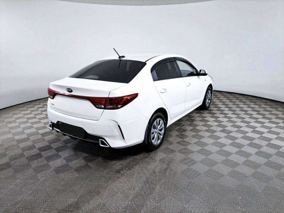 Купить Kia Rio с пробегом. Фото: #4