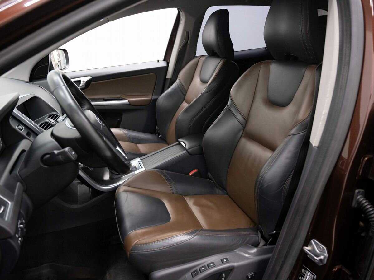 Купить Volvo XC60 с пробегом. Фото: #7