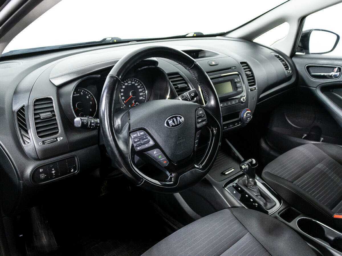 Купить Kia Cerato с пробегом. Фото: #10