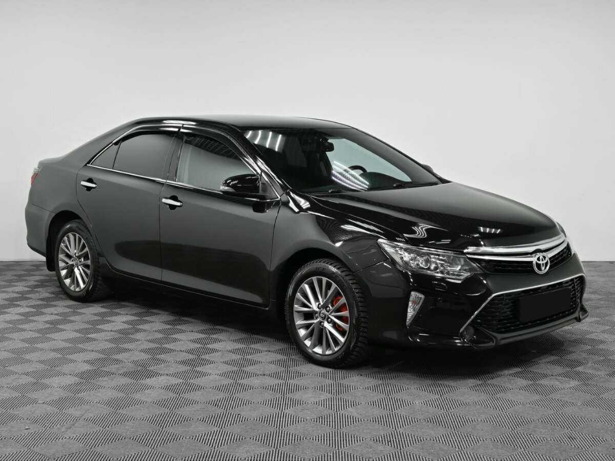 Купить Toyota Camry с пробегом. Фото: #2