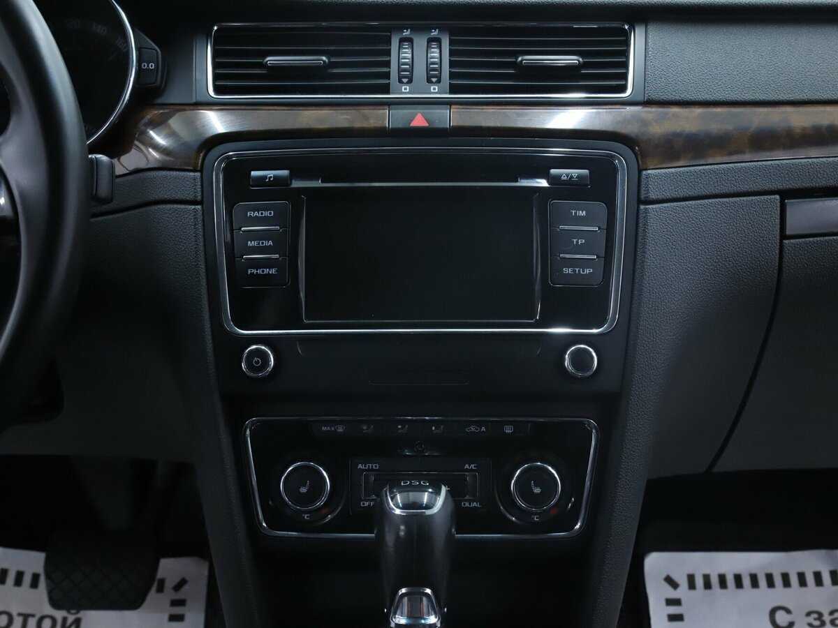 Купить Skoda Superb с пробегом. Фото: #11