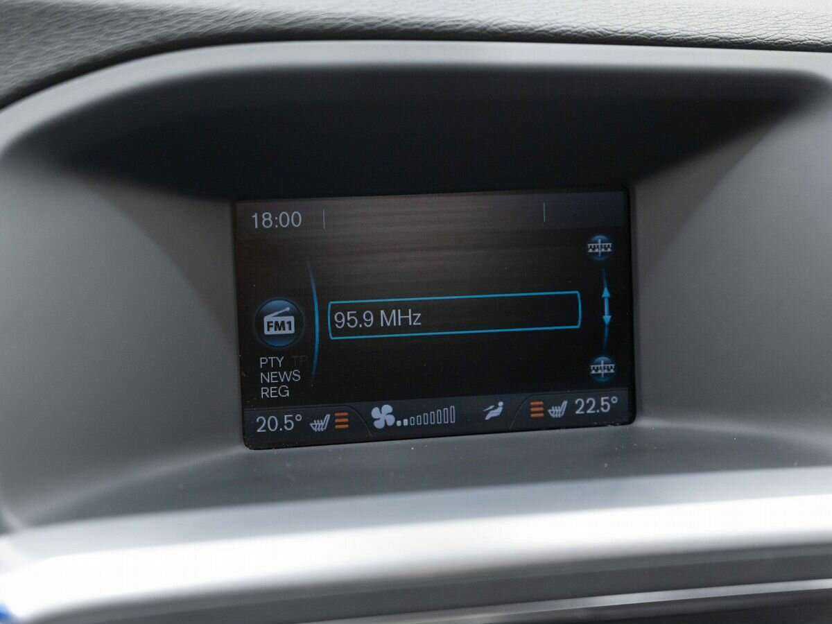 Купить Volvo S60 с пробегом. Фото: #25