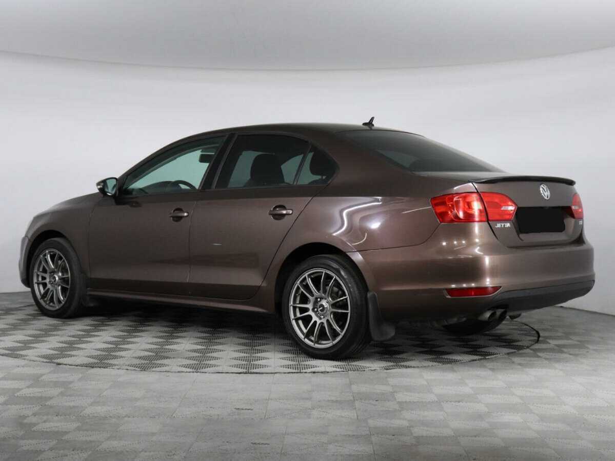 Купить Volkswagen Jetta с пробегом. Фото: #3