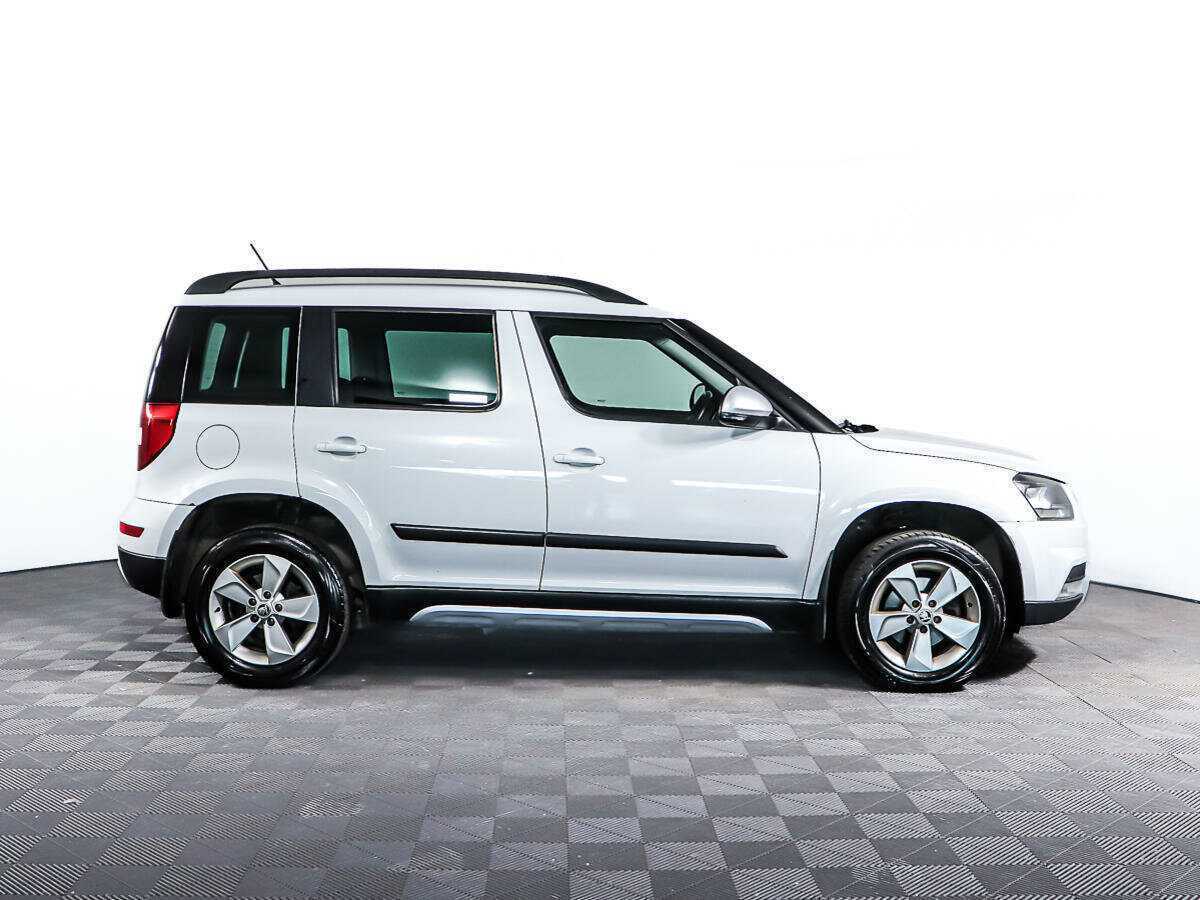 Купить Skoda Yeti с пробегом. Фото: #3