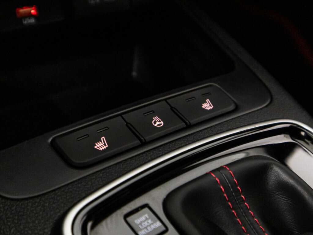 Купить Kia Rio с пробегом. Фото: #18