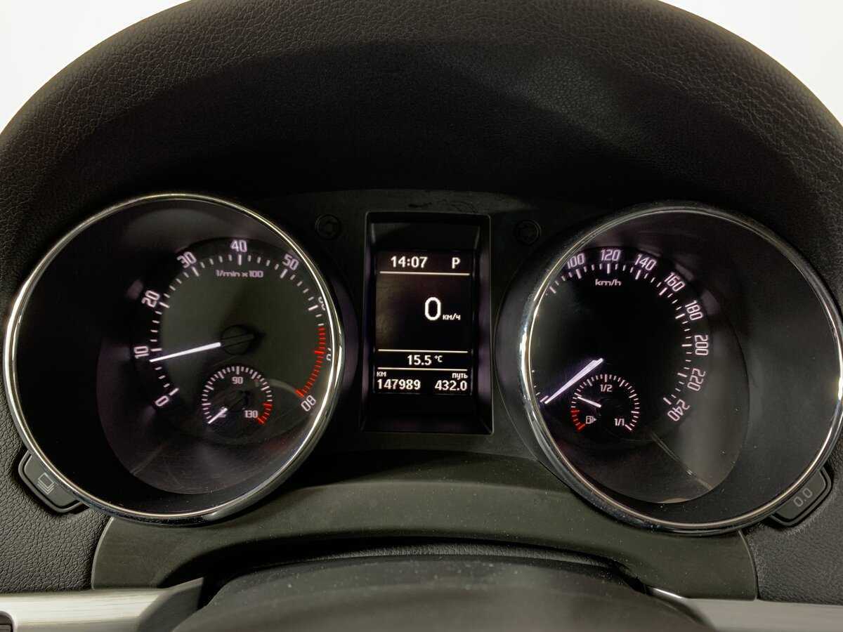 Купить Skoda Yeti с пробегом. Фото: #14