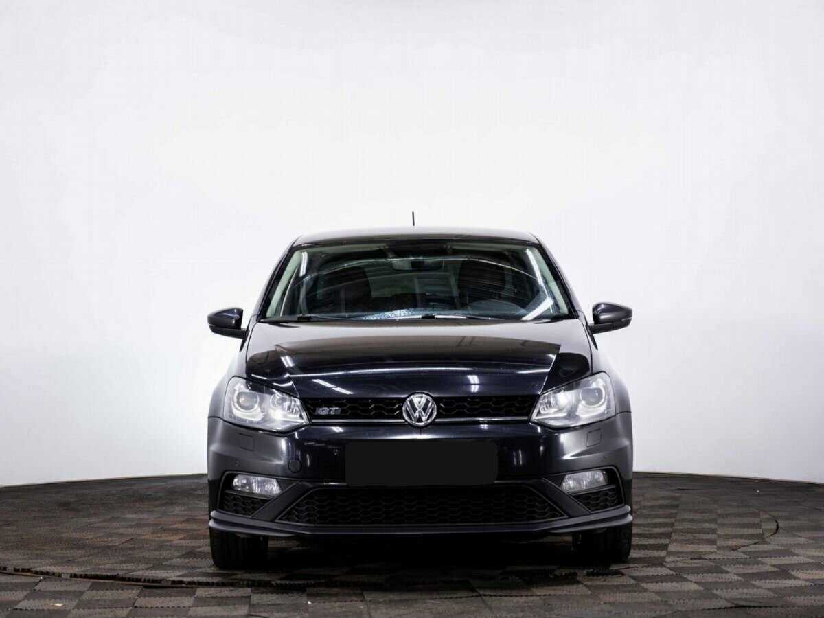 Купить Volkswagen Polo с пробегом. Фото: #1