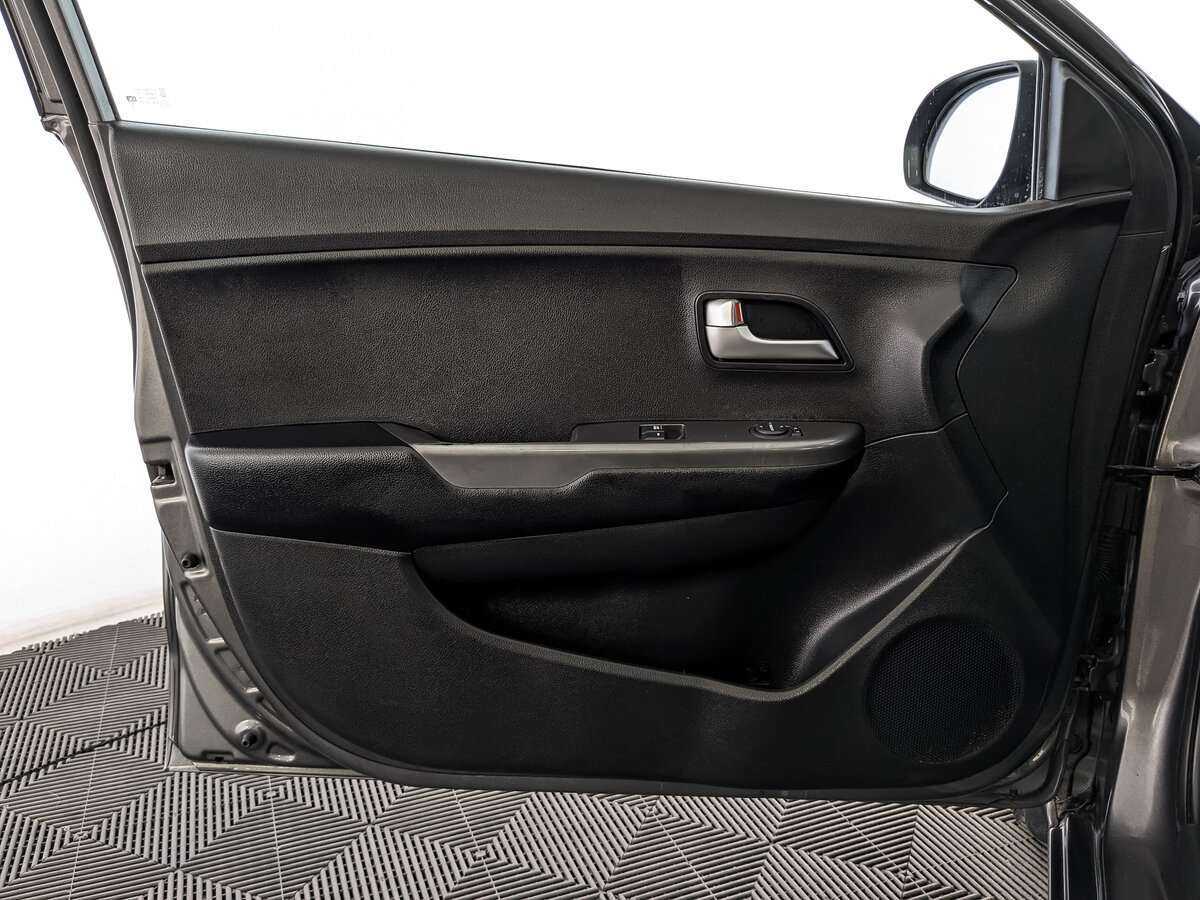 Купить Kia Rio с пробегом. Фото: #13