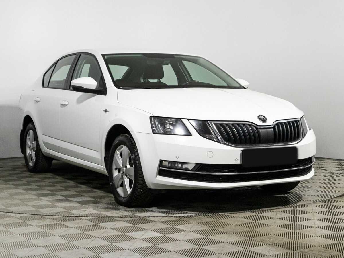 Купить Skoda Octavia с пробегом. Фото: #2