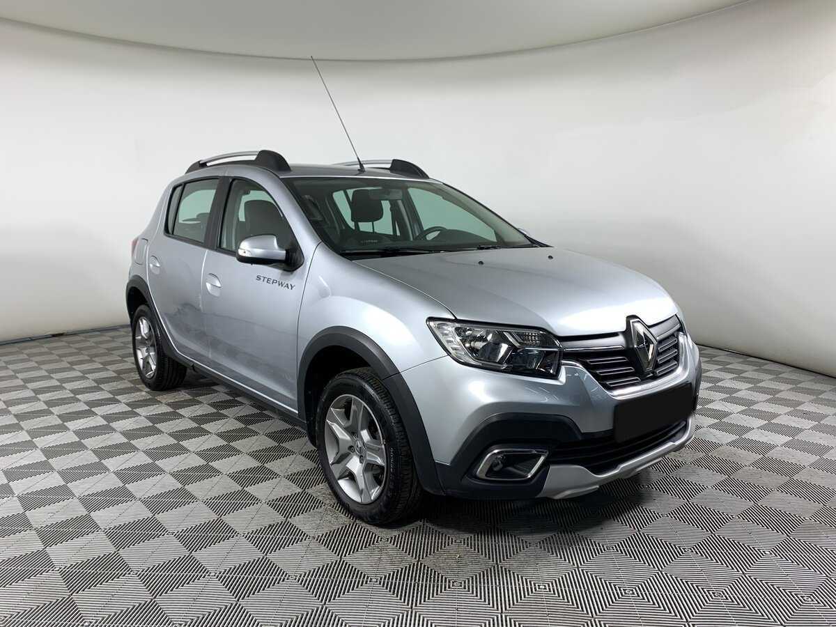 Купить Renault Sandero с пробегом. Фото: #2