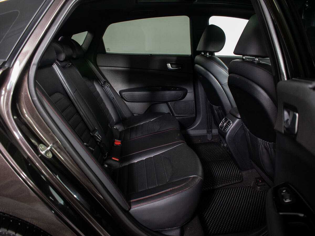 Купить Kia Optima с пробегом. Фото: #7