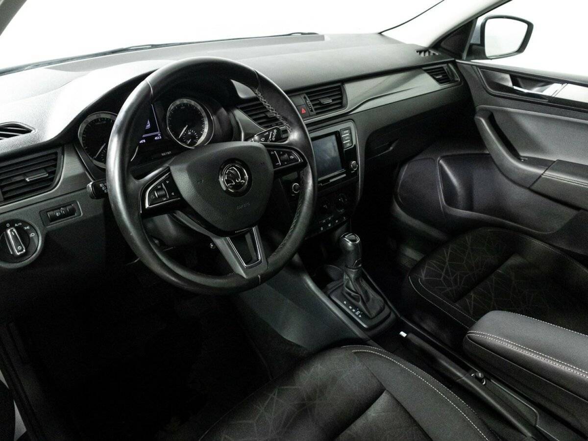 Купить Skoda Rapid с пробегом. Фото: #10