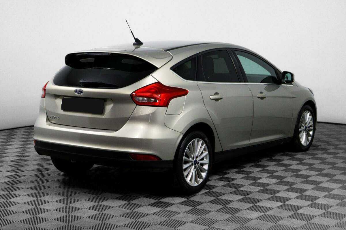 Купить Ford Focus с пробегом. Фото: #4