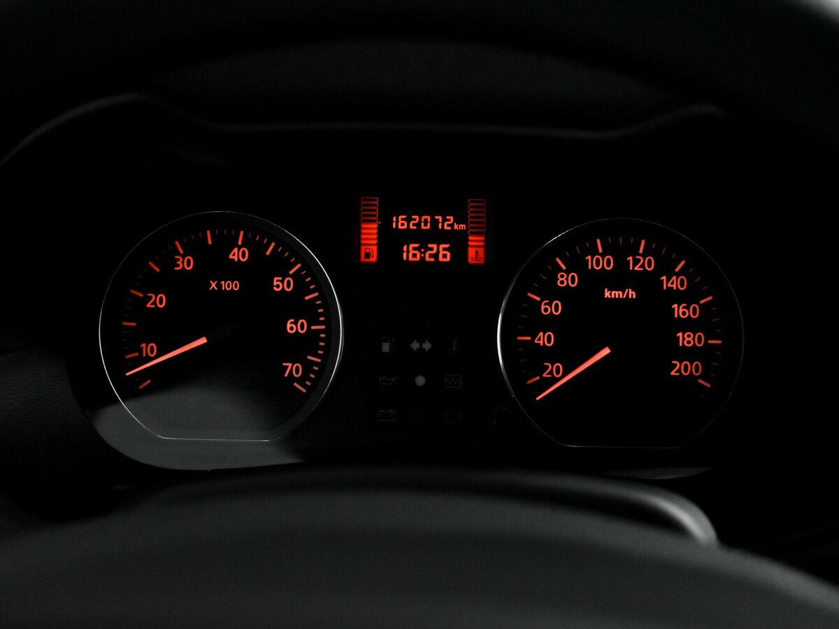 Купить Nissan Terrano с пробегом. Фото: #15