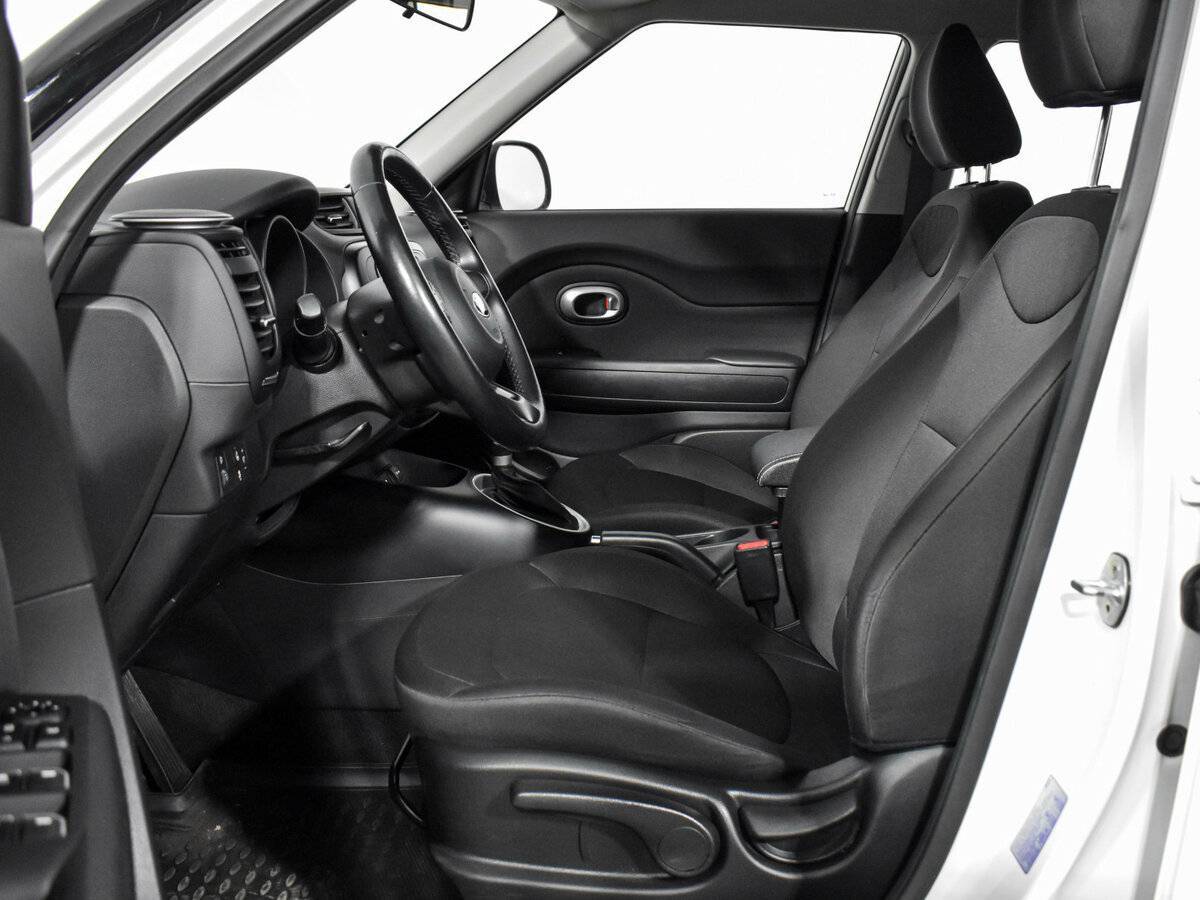 Купить Kia Soul с пробегом. Фото: #9