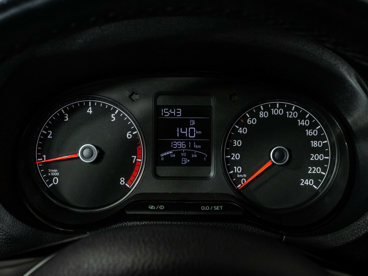 Купить Volkswagen Polo с пробегом. Фото: #10