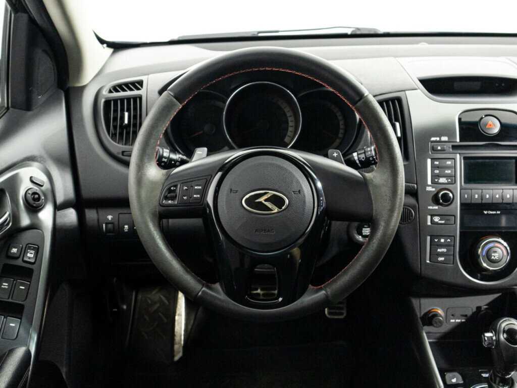 Купить Kia Cerato с пробегом. Фото: #16