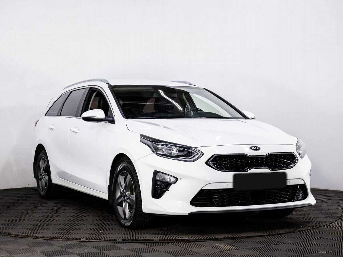 Купить Kia Ceed с пробегом. Фото: #2