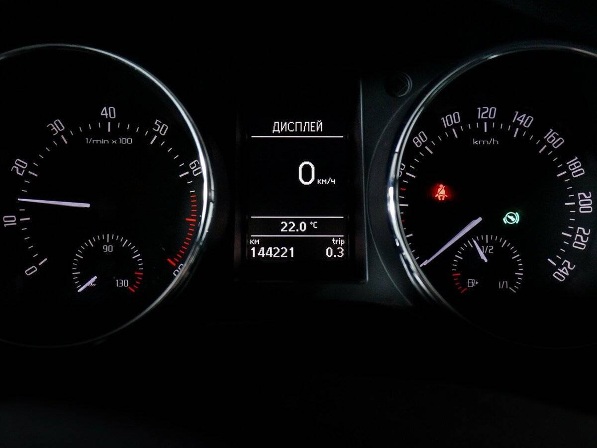 Купить Skoda Yeti с пробегом. Фото: #10