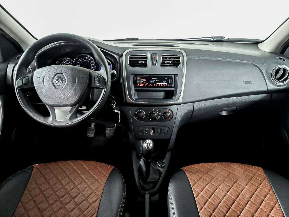 Купить Renault Sandero с пробегом. Фото: #11