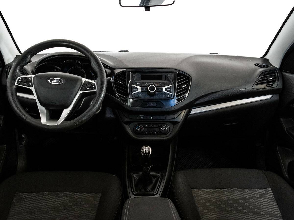 Купить Lada (ВАЗ) Vesta с пробегом. Фото: #7