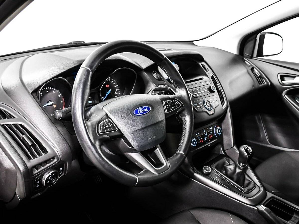 Купить Ford Focus с пробегом. Фото: #7