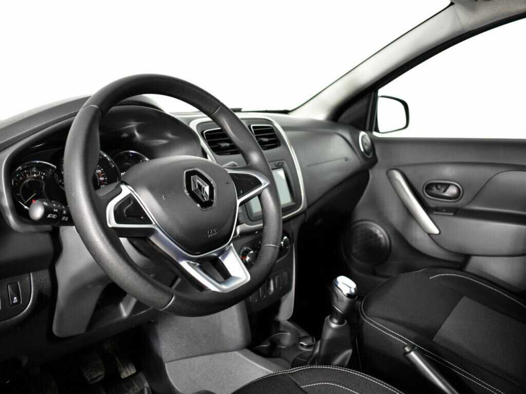 Купить Renault Logan с пробегом. Фото: #12
