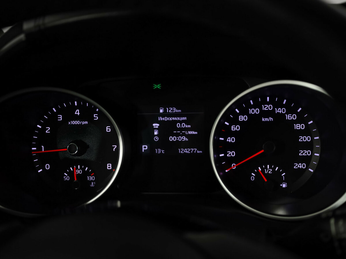 Купить Kia Ceed с пробегом. Фото: #10