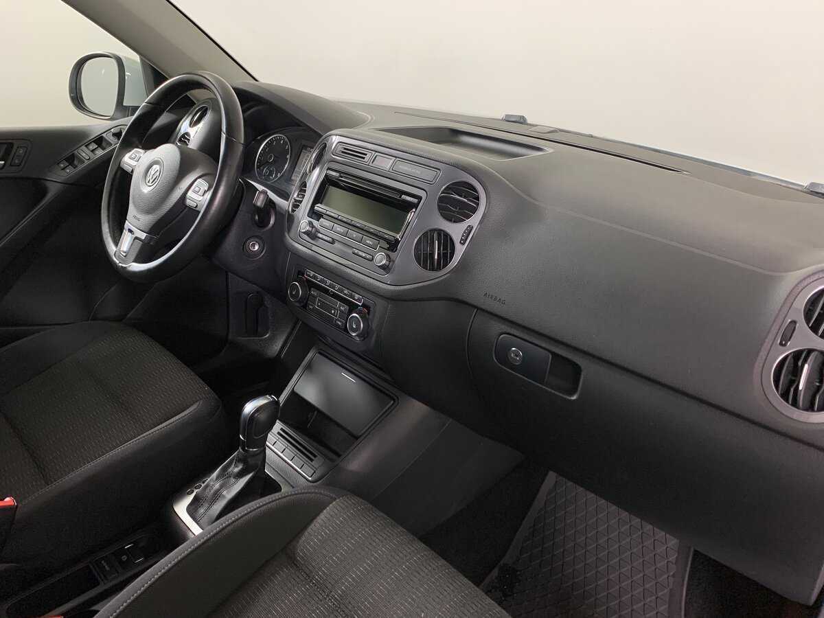 Купить Volkswagen Tiguan с пробегом. Фото: #13