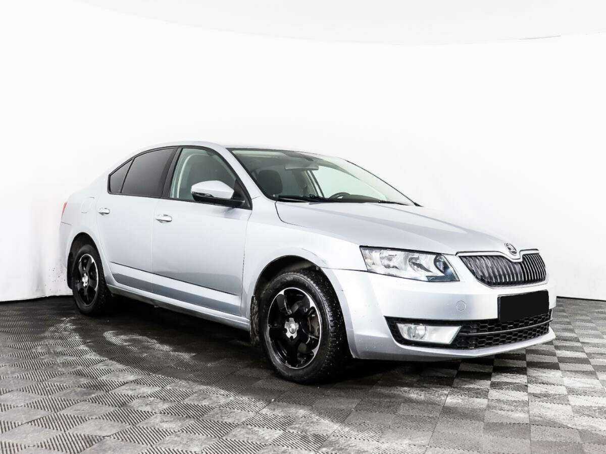 Купить Skoda Octavia с пробегом. Фото: #2