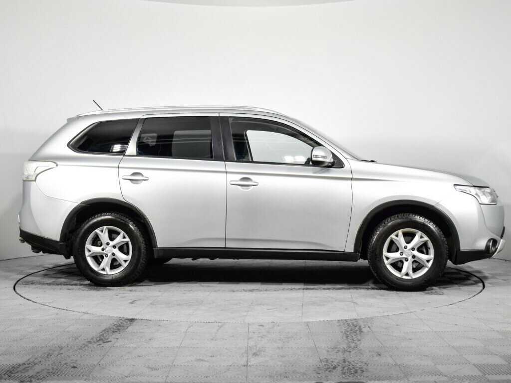 Купить Mitsubishi Outlander с пробегом. Фото: #3