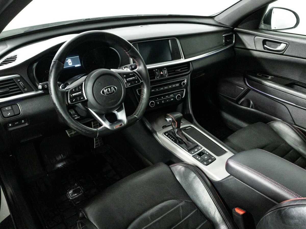 Купить Kia Optima с пробегом. Фото: #10