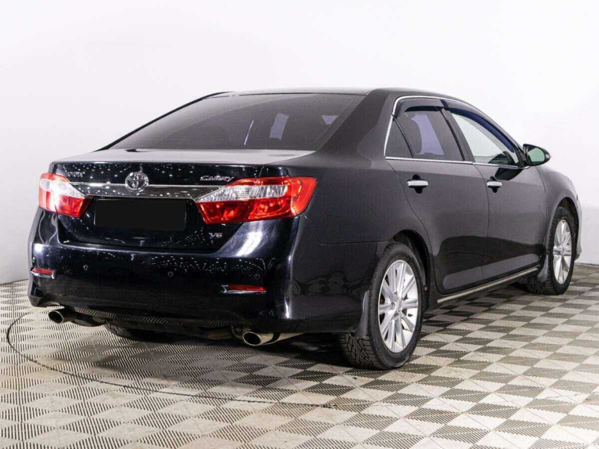Купить Toyota Camry с пробегом. Фото: #4