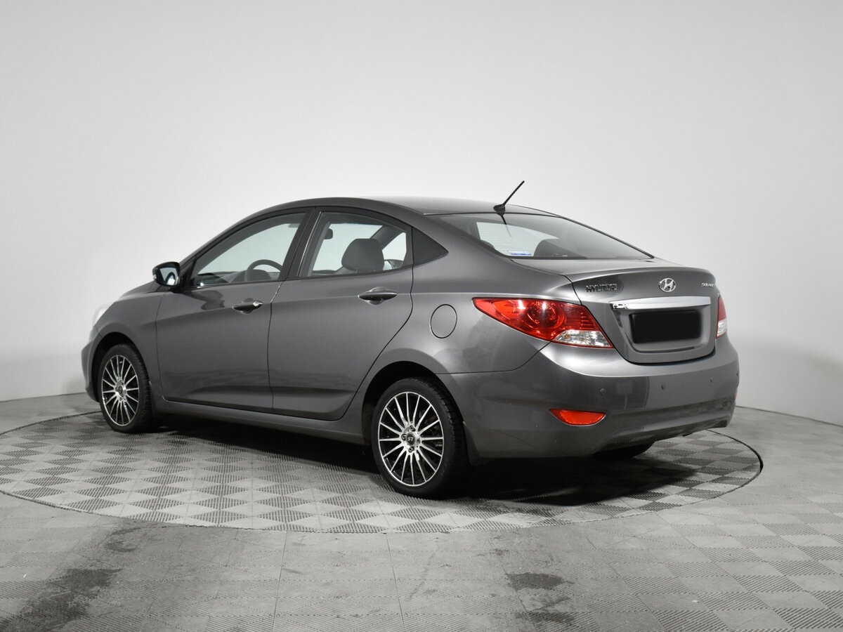 Купить Hyundai Solaris с пробегом. Фото: #6