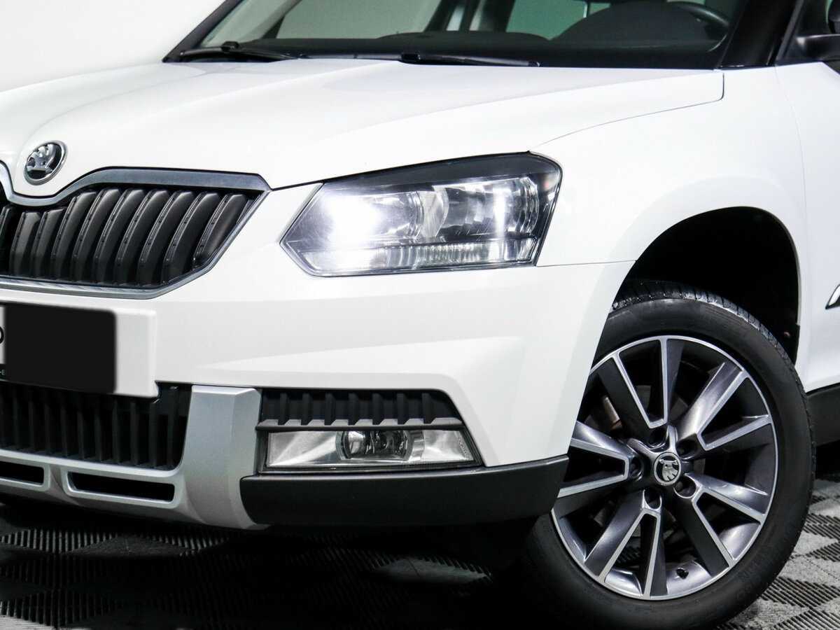 Купить Skoda Yeti с пробегом. Фото: #13