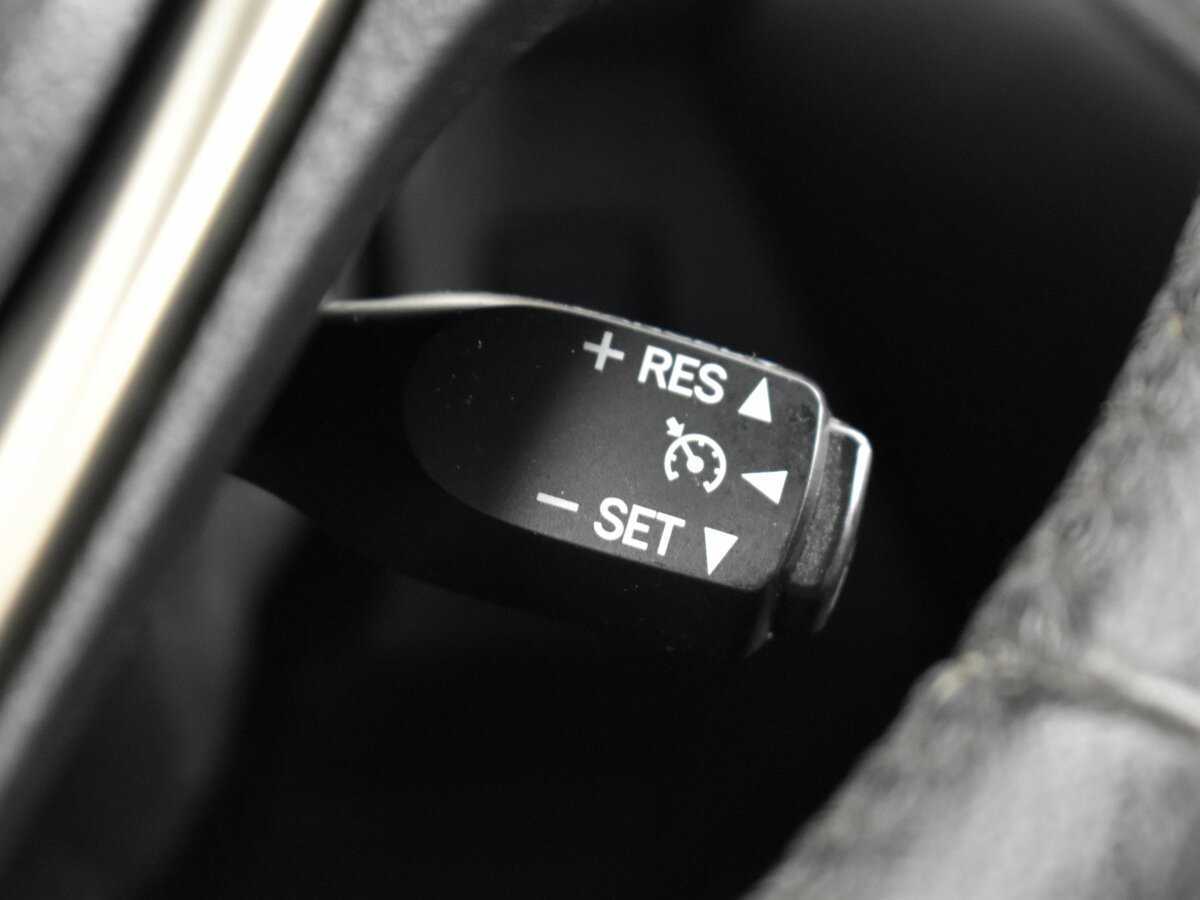 Купить Toyota RAV4 с пробегом. Фото: #19