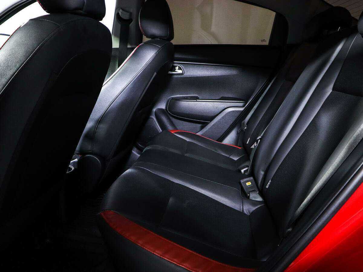 Купить Kia Rio с пробегом. Фото: #7