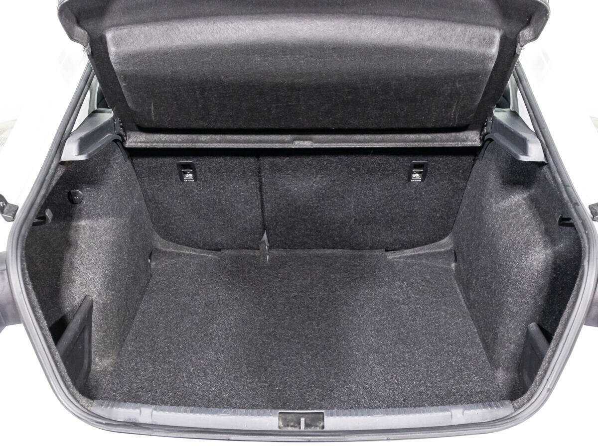 Купить Skoda Rapid с пробегом. Фото: #14