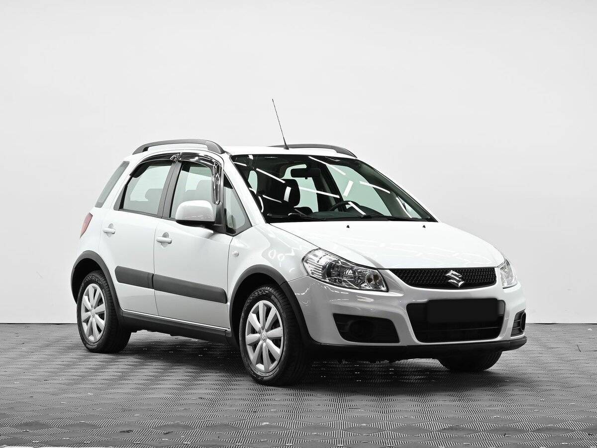 Купить Suzuki SX4 с пробегом. Фото: #1