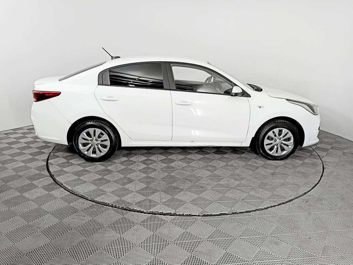 Купить Kia Rio с пробегом. Фото: #3